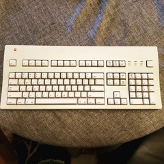 Apple Extended Keyboard II (Mitsumi Standard Mechanical Type 2)
