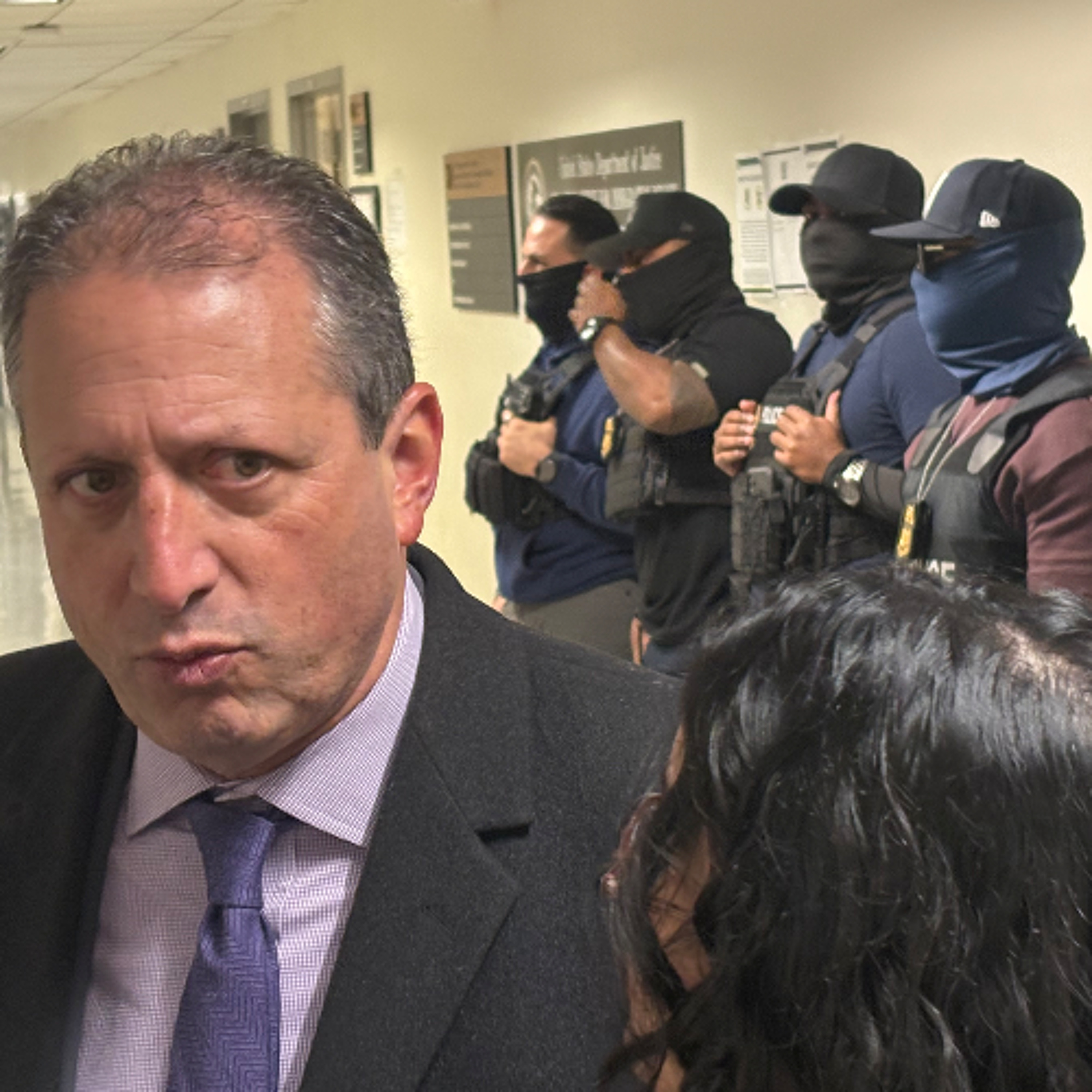 112125 Ukraine Peace Push, Pols React to FBI Snoops, Mamdani and Trump