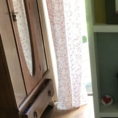 I Live In A Beautiful House