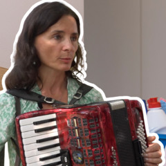 Wspomnienia nauczycielki muzyki: „kobieta nie musi brać na siebie wszystkich obowiązków w pracy i rodzinie”