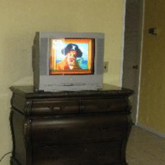 Sad to be alive (Ten)