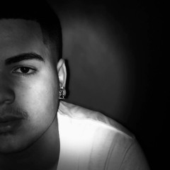 Indecisive (feat. Xen Hollywood)