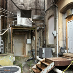 Pictured (gyo)