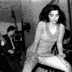 GoesToTheDiscodjset01