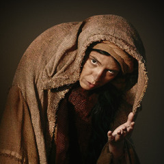 Homilia Diária | Sobre o que estamos encurvados? (Segunda-feira da 30.ª Semana do Tempo Comum)