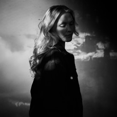 I Got You Babe (Acoustic) [feat. Cloudsmiff]