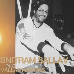 Upload presents Snitram Sallav on 02/03/2023