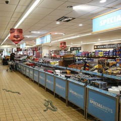 The middle aisle in Aldi