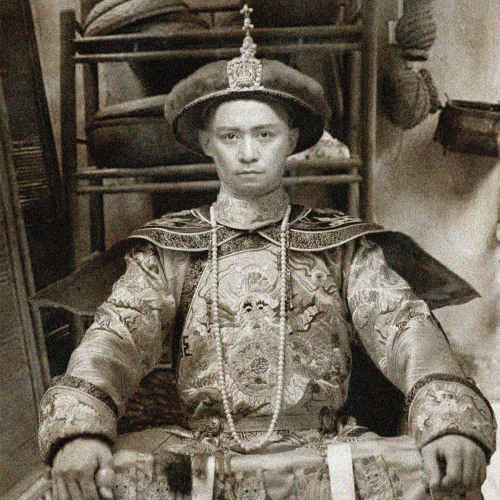 Tháp Rơi Xập Xìn