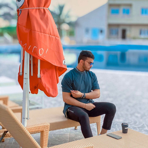 بعععدك اموت اني.