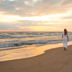 Acappella: His Eye Is On The Sparrow, performed & arranged by Rachel Sparrow