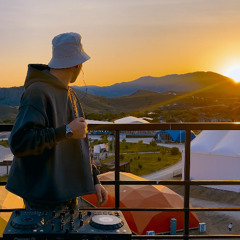 sunset deep house mix on the island (Chris Luno, Sailor & I, Stereoclip, Monkey Safari, 16 BL)