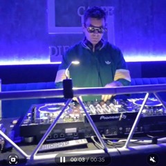 Minimal/Deep/Tech