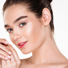 Who Should Avoid Eyelash Extensions