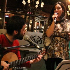 CARTAS DE AMOR QUE SE QUEMAN (Leguizamón - Castilla)con Leo Caracoche