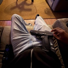 pop out ft pjeeus (prod ih8santa)