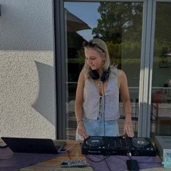 ELBIE - Chill House Mix