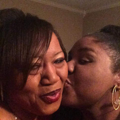 Favors (produced by. yarshekia RIPMOMMY Mix )