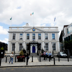 Amb Geoghegan al Dáil, la Mansion House cerca resident