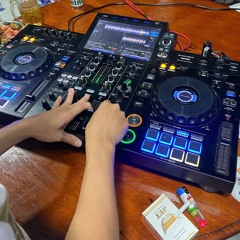 Nhường Em Cho Yêu Thương Khác -