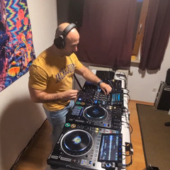 Techno 02 (LiveMixTape)