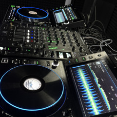 Coachman Melodic Techno 004