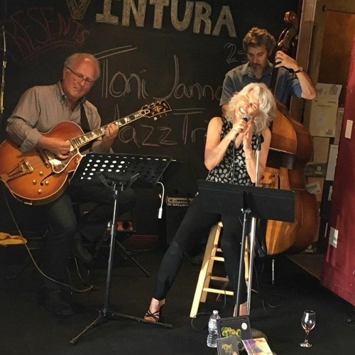 VENTURA Live Jazz Trio Recording