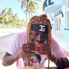 QueeZo - Eat Her Like Food (Ice Spice Freestyle)