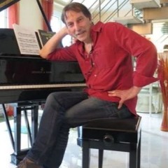 et Richard Lornac Au Piano!