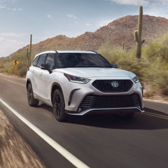Toyota Highlander: Heir to Suburban Wagon Doubles Down on Electrification
