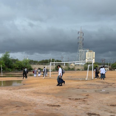 Rainy season begins and downpours flood Pakistan, by Anya Farooqui and Zara Irani