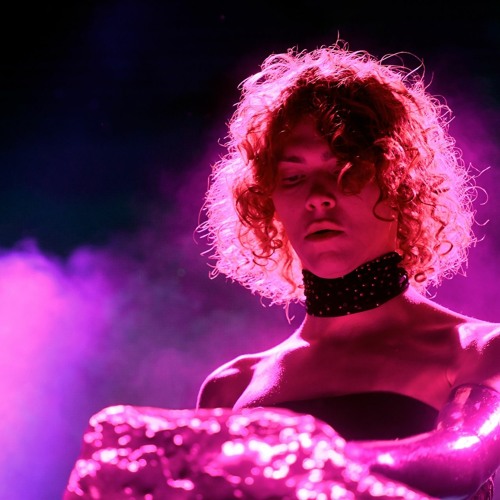 sophie - makeover (alt intro v3) [demo]