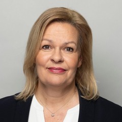 Zuerst die Würde, Frau Feaser! Von Jürgen Fliege