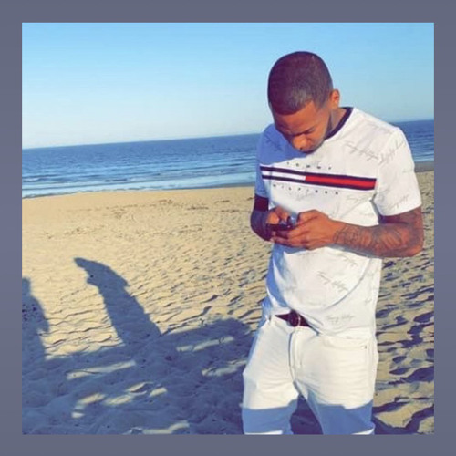 Mikey NoManners ft PGarci - Pivot