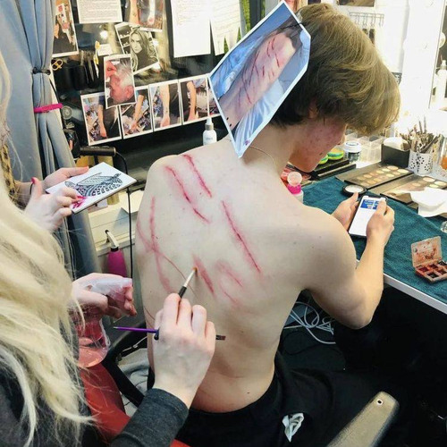 ‎⁨وينه الي يحجي بالعشق وينه؟⁩