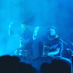 Flodzi & Shockz @ TRIUMPH