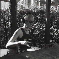 the Space Between Spaces 31: Ron Like Hell + Lucy X (Climax - Berlin) @ The Lot Radio 06.16.2022