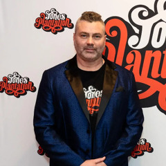 Andrew Treglia: Hollywood, the False God of Democracy, & Life on Jones Plantation #578