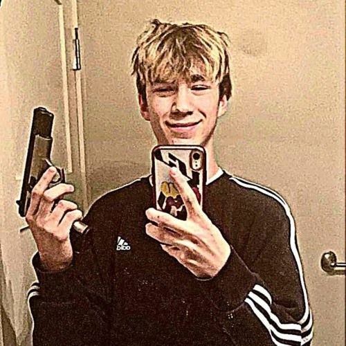 Sicker Univrs ~ Rizi ft. Bdbgoob (prod. blinny)