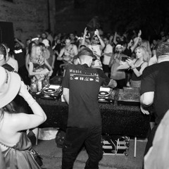 ART DEALER @ MANIFEST (13/07/24) - CHICAGO 🇺🇸