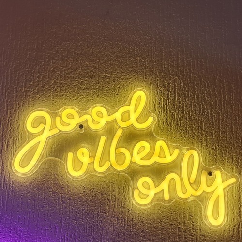 Good Vibes Only 2 artworks ziLy7pUrUS8EO7In HTqyCw