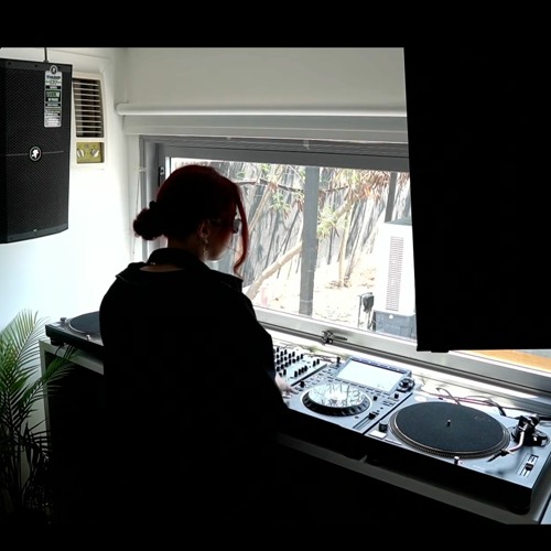 Stream Tabordinian Showcase // Sara Laroutine // @MiZaRadio // 30-09 ...