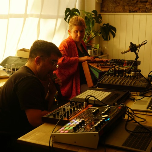 Stream Claire Guerin & Eamon Ivri Live in Plugd Records (2022) by