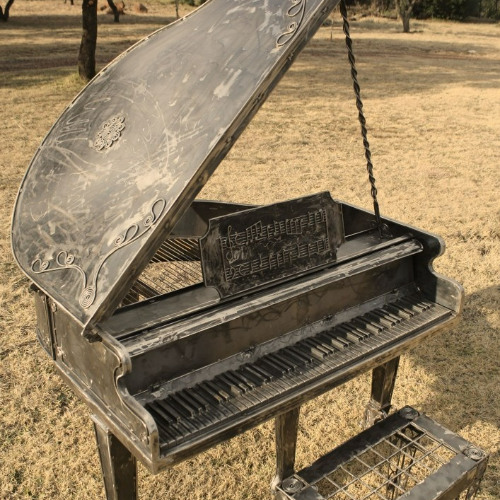 Metal breakdown idea on Piano