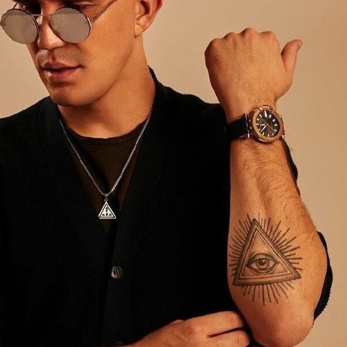 SENIOR G-FLOW  FREESTYLE XXXXX (Laveccy, 84 Aurora, sayhighetto, yardee, 41Daim)