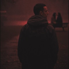 Not Human - Sombra do passado