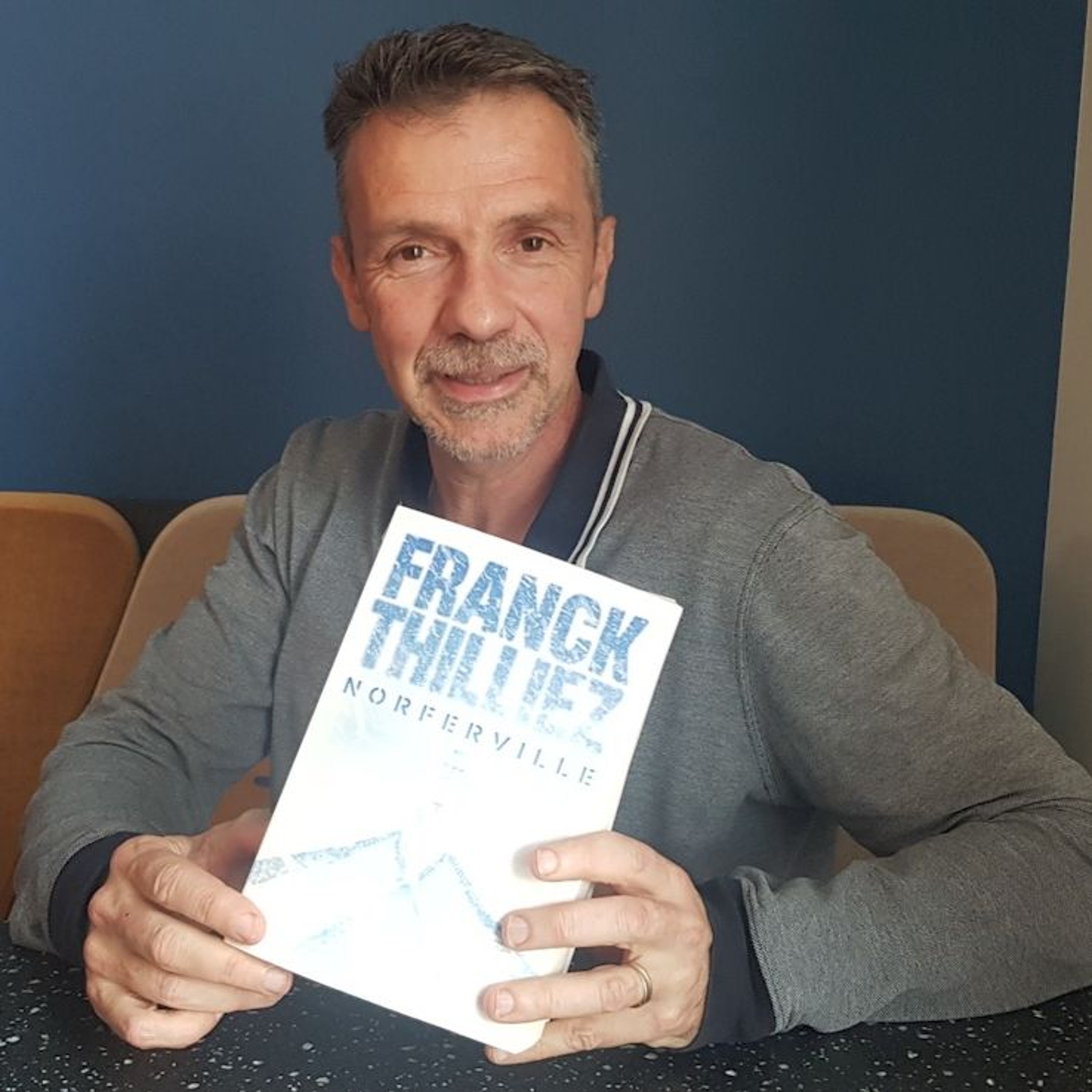 Franck Thilliez : “Nous, auteurs de polars, avons une liberté à défendre” episode artwork