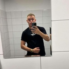 vkie - WĄTPIĘ ŻE SIĘ CHCESZ ZAMIENIĆ (prod. VICKY) discord.gg/underwrld