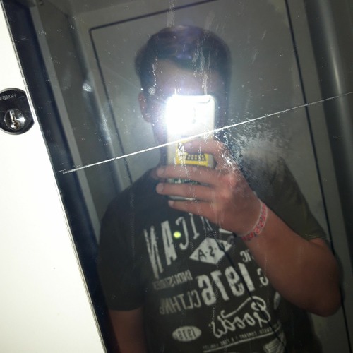 DeR.MauReR - E4SY N3UJ3T PR0J3KT! [180 Bpm]