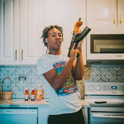 Stream Glokk40spaz Feat. Playboi Carti - BadMan (Prod. VicVersa
